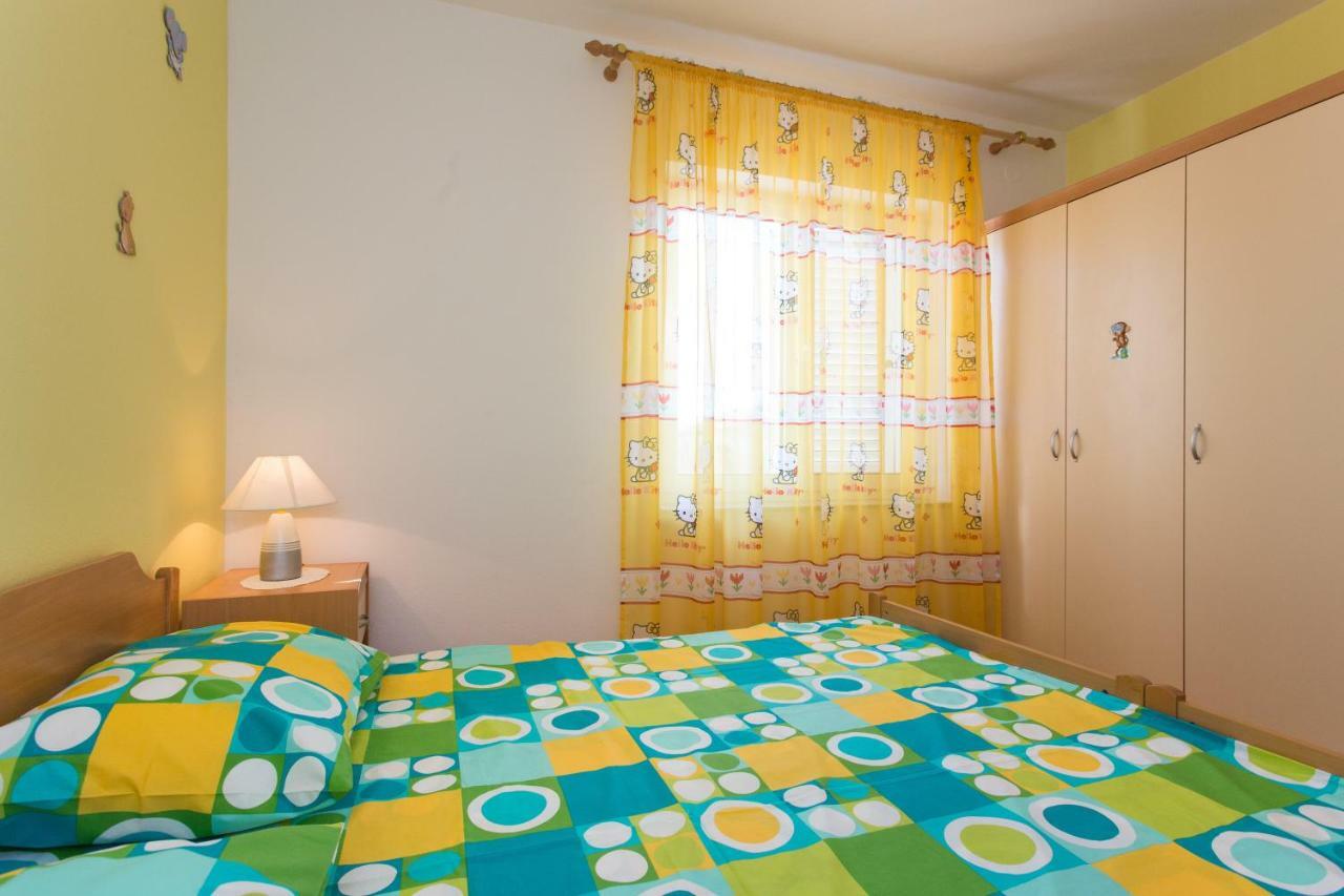 Apartments Bonifacic Пунат Экстерьер фото